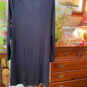 SOMA NWT soft long sleeve  straight dress , side slits . SZ M BLACK Flattering!!